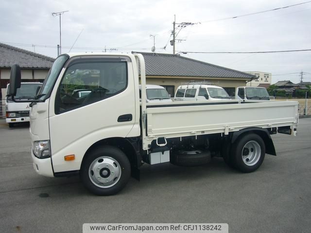 hino dutro 2024 GOO_NET_EXCHANGE_0804665A30250511W001 image 2