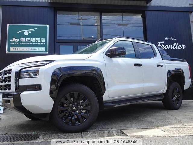 mitsubishi triton 2024 CFJ1645346 image 2