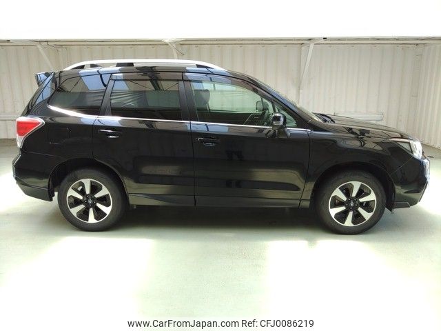 subaru forester 2018 ENHANCEAUTO_1_ea286130 image 2