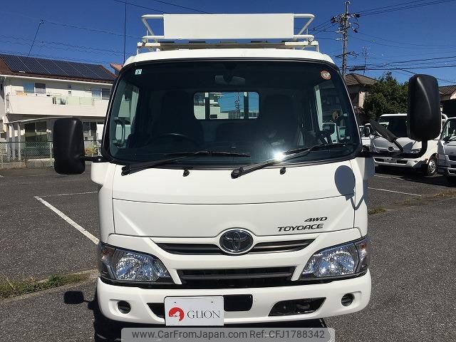 toyota toyoace 2017 CFJ1788342 image 2