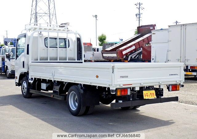 mazda titan 2015 REALMOTOR_N9021020192HD-90 image 2