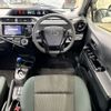 toyota aqua 2016 CFJ1538742 image 10