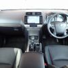 toyota land-cruiser-prado 2023 25432703 image 29