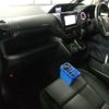 toyota noah 2018 quick_quick_DBA-ZRR80W_0401585 image 5