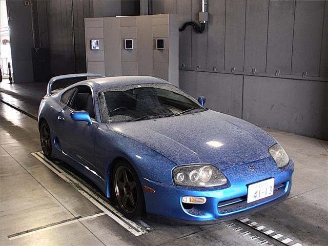 car_9a33c796-d3f7-4aed-8981-