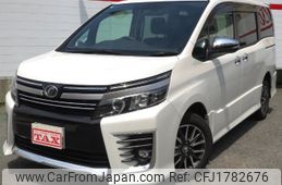 toyota voxy 2016 CFJ1782676