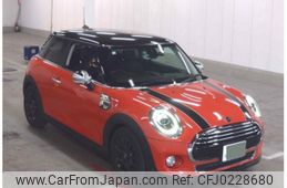 mini mini-others 2018 quick_quick_DBA-XR15M_WMWXR32000TL36942