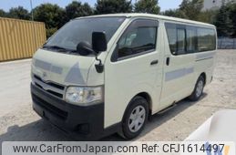 toyota hiace-van 2013 CFJ1614497