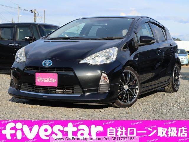 toyota aqua 2012 CFJ1737158 image 1