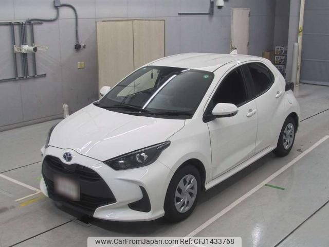 toyota yaris 2022 quick_quick_6AA-MXPH10_MXPH10-2100047 image 1