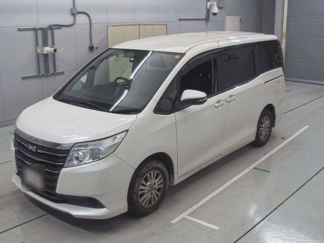 2016 Toyota Noah ZRR80G - Car Price $6,565