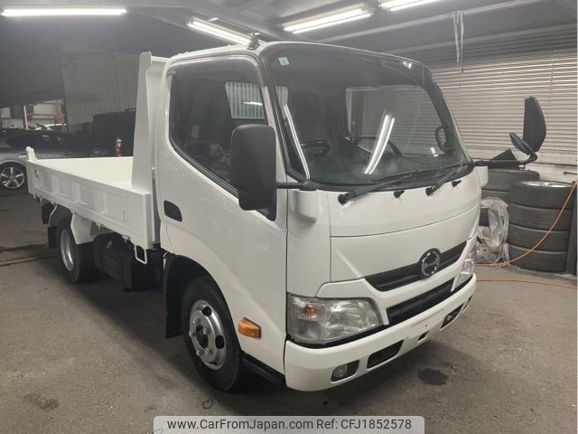 hino dutro 2015 CFJ1852578 image 1
