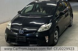 toyota prius 2013 -TOYOTA--Prius ZVW30-5630955---TOYOTA--Prius ZVW30-5630955-