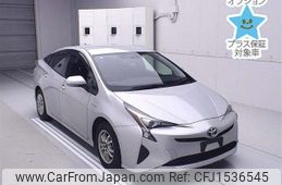toyota prius 2018 CFJ1536545