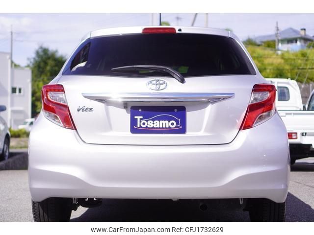 toyota vitz 2016 CFJ1732629 image 2