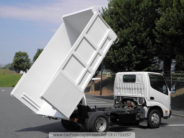 hino dutro 2012 CFJ1733357 image 1