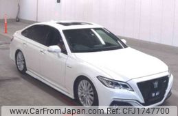 toyota crown 2018 CFJ1747700