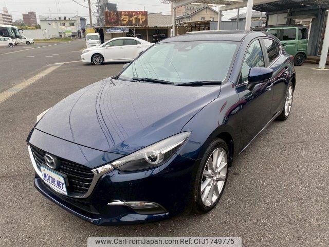 mazda axela 2018 CFJ1749775 image 1