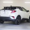 toyota c-hr 2020 quick_quick_6AA-ZYX11_ZYX11-2020297 image 2