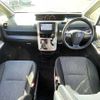 toyota noah 2012 504928-926939 image 1