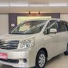 toyota noah 2012 BD230693A0092 image 1