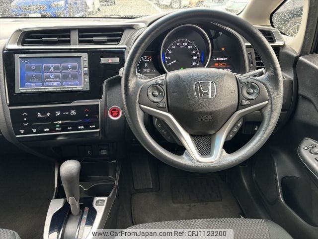 honda fit 2018 -HONDA--Fit DBA-GK3--GK3-1330602---HONDA--Fit DBA-GK3--GK3-1330602- image 2