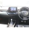 toyota c-hr 2017 -TOYOTA--C-HR DAA-ZYX10--ZYX10-2005040---TOYOTA--C-HR DAA-ZYX10--ZYX10-2005040- image 17