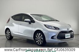 toyota aqua 2022 -TOYOTA--AQUA 6AA-MXPK11--MXPK11-2068320---TOYOTA--AQUA 6AA-MXPK11--MXPK11-2068320-