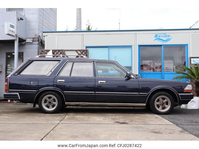 nissan gloria-wagon 1996 GOO_JP_700012870030241006001 image 2