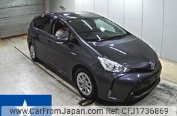 toyota prius-α 2015 CFJ1736869