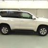 toyota land-cruiser-prado 2018 ENHANCEAUTO_1_ea299434 image 2