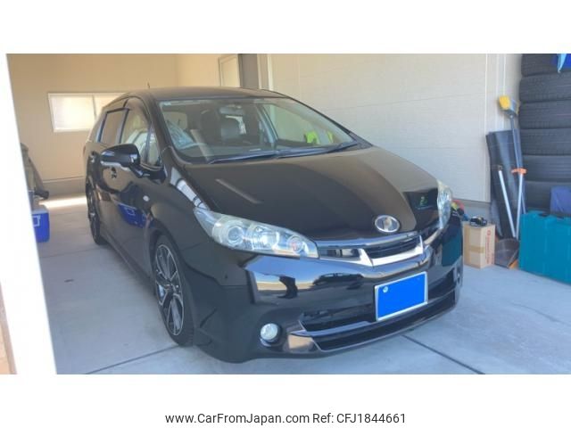 toyota wish 2012 CFJ1844661 image 1