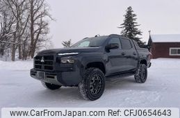 mitsubishi triton 2024 CFJ0654643