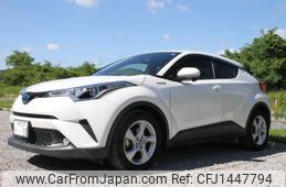 toyota c-hr 2017 quick_quick_DAA-ZYX10_ZYX10-2087639