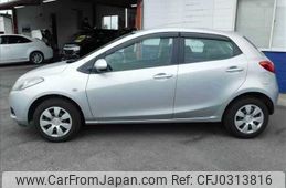 mazda demio 2011 TE569