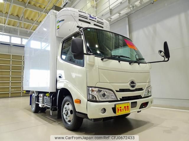 hino dutro 2024 GOO_NET_EXCHANGE_1230336A30241224W003 image 2