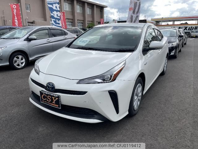 toyota prius 2019 quick_quick_DAA-ZVW55_ZVW55-6005387 image 1