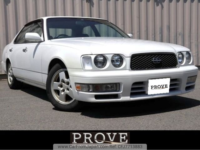 nissan gloria-sedan 1995 CARSENSOR_JP_AU0063010832 image 1