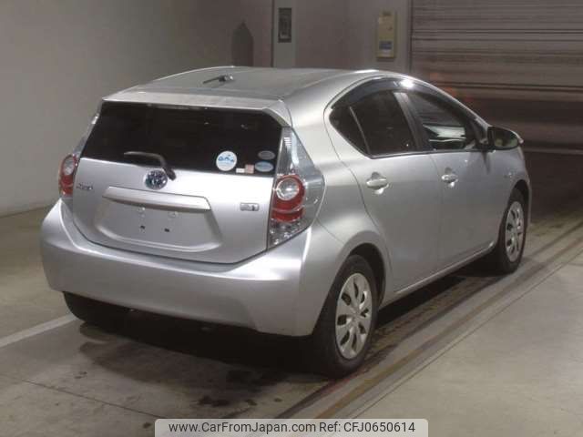 toyota aqua 2012 -TOYOTA--AQUA DAA-NHP10--NHP10-2016232---TOYOTA--AQUA DAA-NHP10--NHP10-2016232- image 2