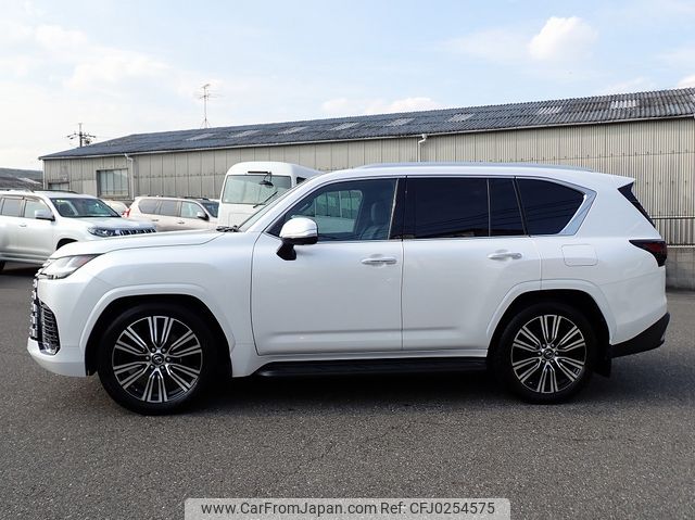 lexus lx 2022 24942401 image 2