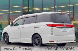 nissan elgrand 2010 TE4177