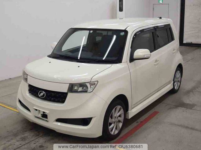 toyota bb 2013 MAGARIN_13897 image 2