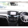 nissan elgrand 2022 CFJ1844463 image 17