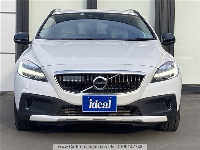 volvo v40 2018 -VOLVO--Volvo V40 CBA-MB420XC--YV1MZ402CJ2150144---VOLVO--Volvo V40 CBA-MB420XC--YV1MZ402CJ2150144- image 2