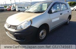 nissan ad 2015 CFJ1745681