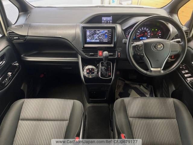 toyota voxy 2019 -TOYOTA--Voxy DBA-ZRR80W--ZRR80-0517370---TOYOTA--Voxy DBA-ZRR80W--ZRR80-0517370- image 2