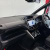 toyota voxy 2018 222 image 22