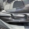 toyota c-hr 2018 -TOYOTA--C-HR DAA-ZYX10--ZYX10-2112364---TOYOTA--C-HR DAA-ZYX10--ZYX10-2112364- image 25