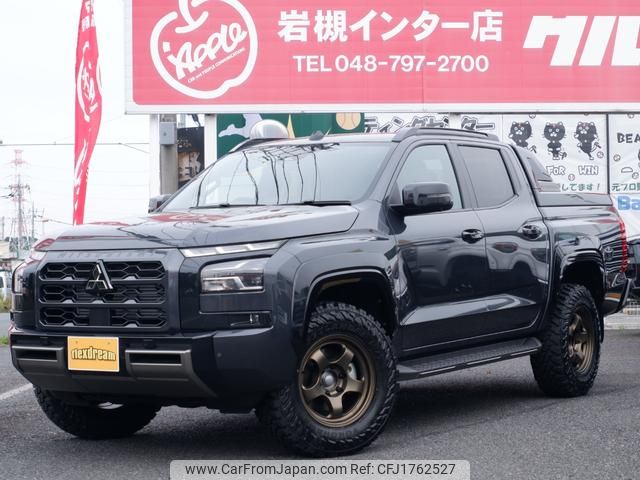 mitsubishi triton 2025 CFJ1762527 image 1
