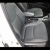 toyota yaris-cross 2024 CFJ1825492 image 11